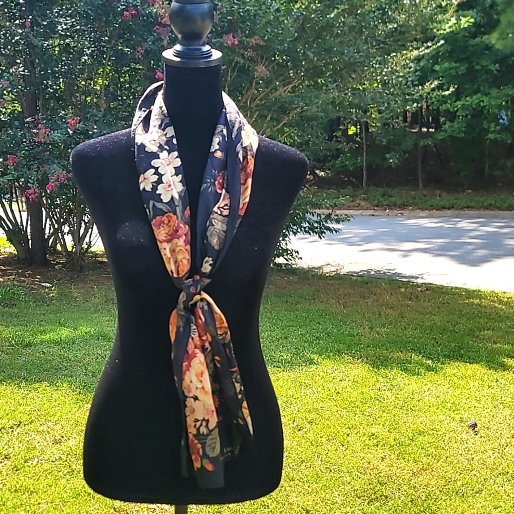Ralph LaurenL Olivia Floral Satin Scarf